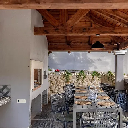 别墅 Nature Frangipane With Pool - Happy