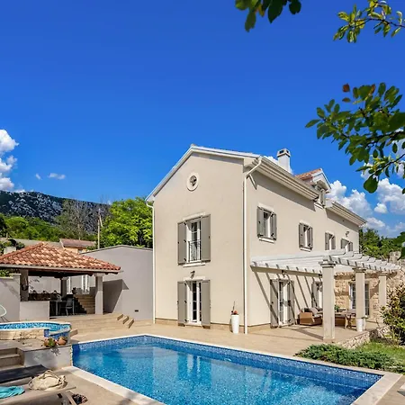 Villa Nature Frangipane With Pool - Happy Drivenik