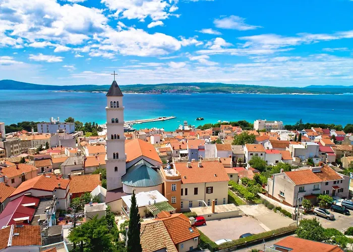 Nature Frangipane With Pool - Happy Willa