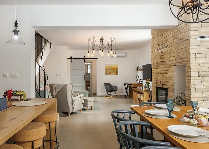 Nature Frangipane With Pool - Happy Willa *