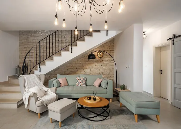 Willa Nature Frangipane With Pool - Happy *